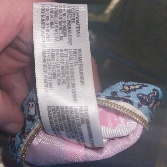 ❌SOLD❌NWOT Tokidoki Skinny Pencil Pouch & Plush Donutella Keyring - Picture 8 of 13